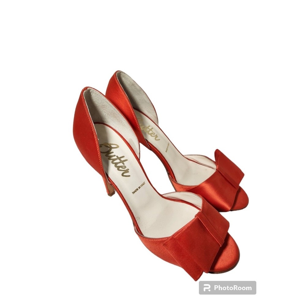 Butter Italian Chet Red Satin Peep Toe Slip On Stilleto Pump Heels Size 9.5